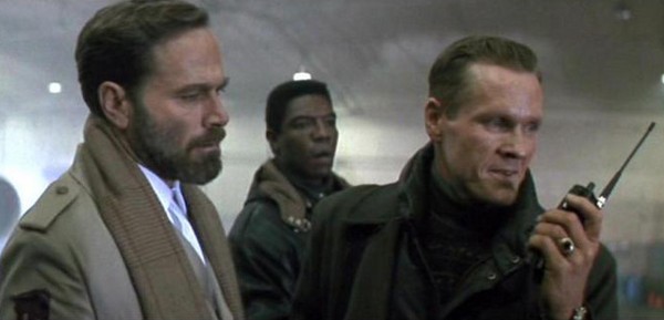 Крепкий орешек 2 (1990)