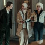 lucas englander aras aydin and c Драматический сериал Николь Кидман «Девять совсем незнакомых людей», вызывающий разногласия на Hulu, представит второй сезон: