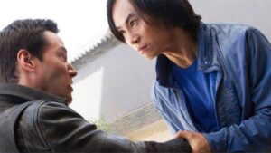 tiger chen and keanu reeves in a2 Люди забывают, что Киану Ривз был режиссером одного из лучших фильмов о боевых искусствах «Человек из Тайцзи» 2010-х годов